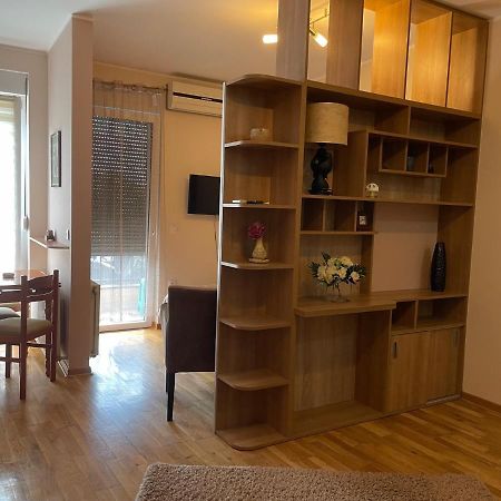 Lux Apartment Kotez Pancevo Luaran gambar